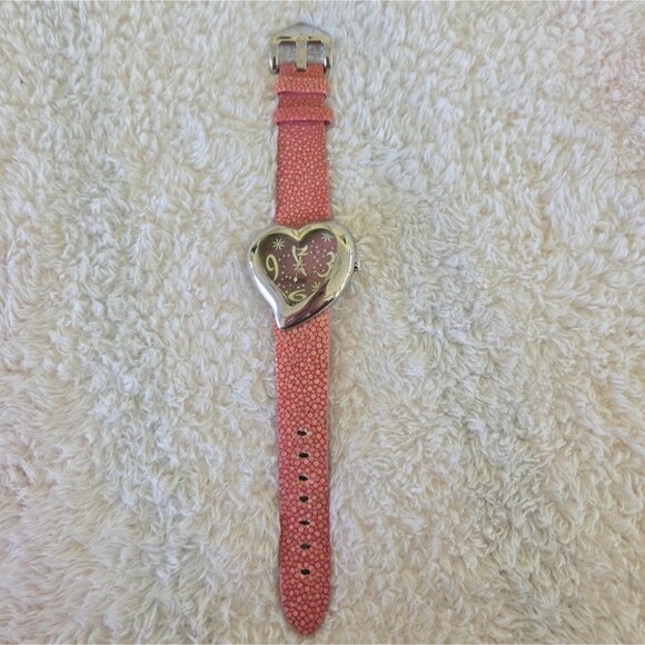 eos Stainless Steel Heart-Shaped Watch w Pink Stringray Strap - Picture 2 of 5